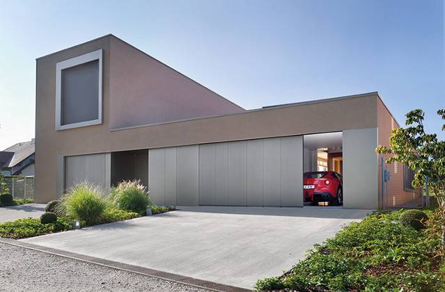 Stranska sekcijska garažna vrata za hišo - Hanus